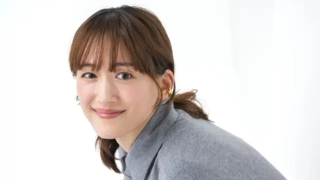 骨格クラシックは最悪のタイプ？芸能人でいうと誰？細見えコーデも紹介